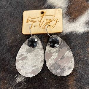 Artisanal Black and Gray Textured Earrings
